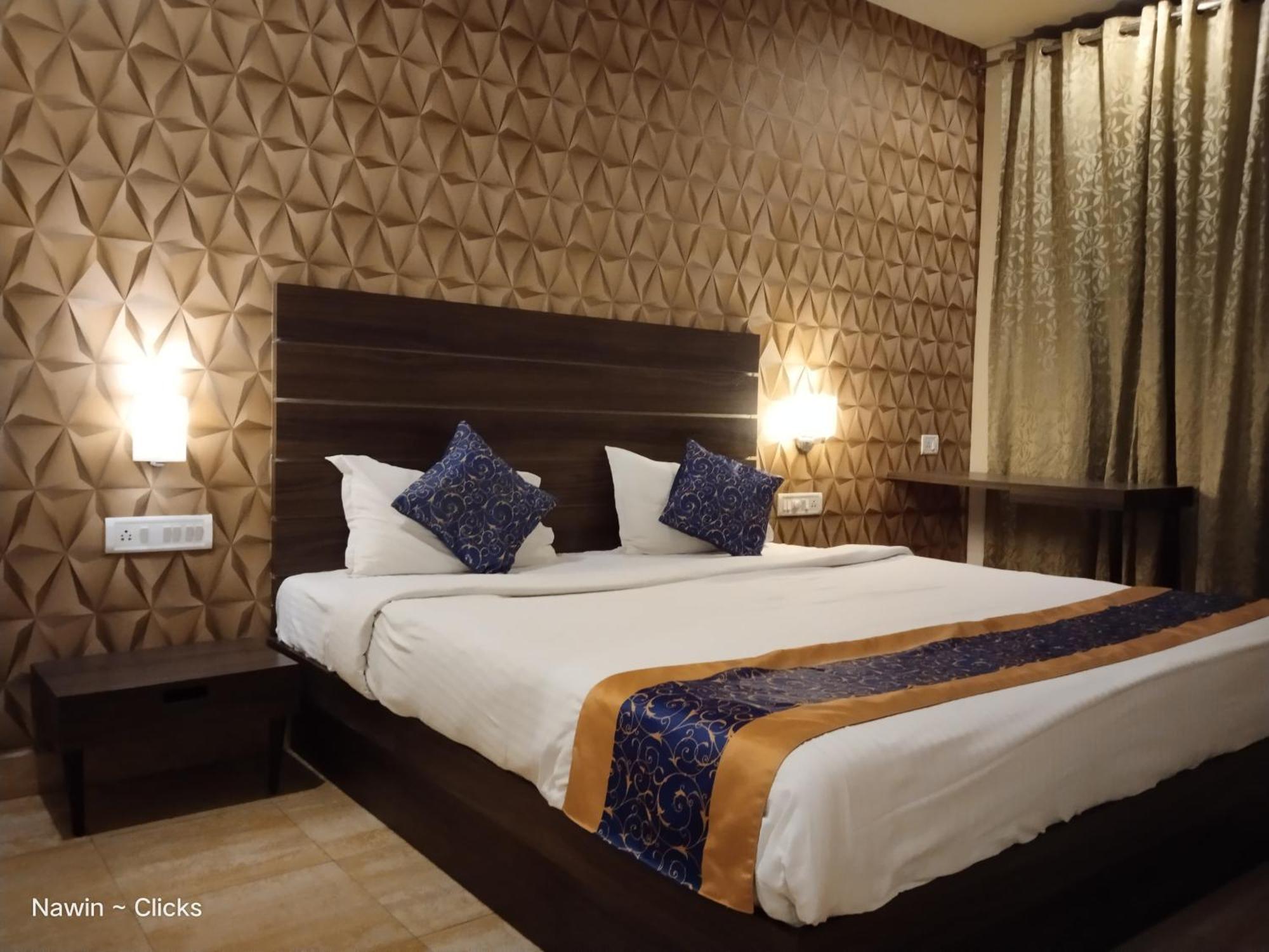 Redfox Hotel- Aminjikarai เชนไน ภายนอก รูปภาพ